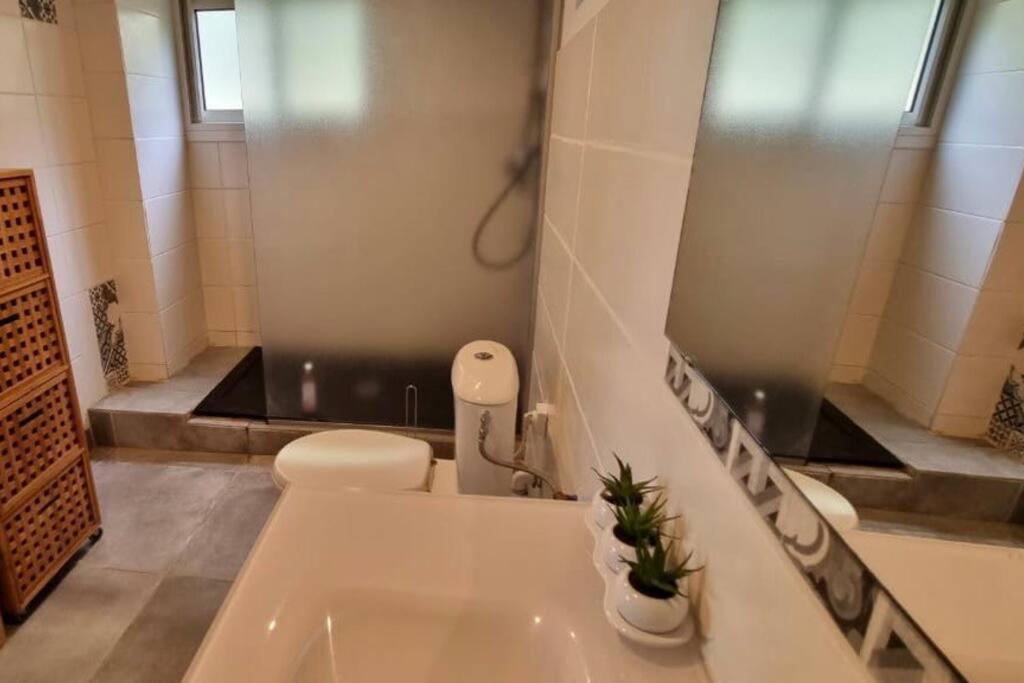 Beau T2 48M2 Tt Confort Calme 2 Adultes 1 Enfant Les Trois-Ilets Dış mekan fotoğraf