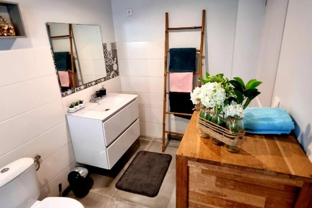 Beau T2 48M2 Tt Confort Calme 2 Adultes 1 Enfant Les Trois-Ilets Dış mekan fotoğraf